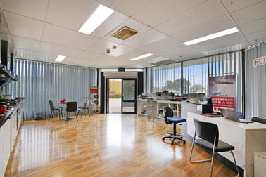 Unit 1/30 Adams Drive Welshpool WA 6106 - Image 3