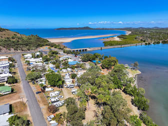 11 Causeway Esplanade Causeway Lake QLD 4703 - Image 1
