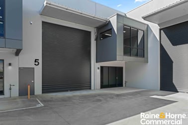 Click to view all images Unit 5/21 Concorde Way Bomaderry NSW 2541 - Image 1