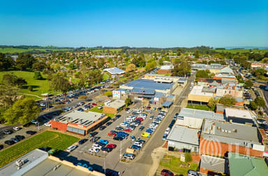 72-100 Young Street Drouin VIC 3818 - Image 3