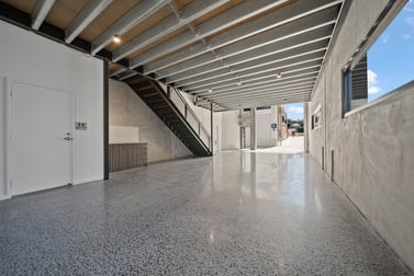 Click to view all images 5 Bailey Crescent Southport QLD 4215 - Image 3