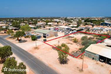 Click to view all images 30 Pelias Street Exmouth WA 6707 - Image 1