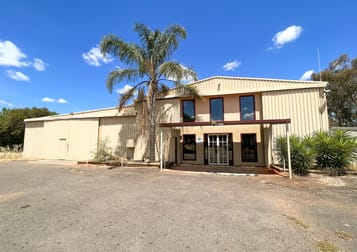 19 Landrace Road Forbes NSW 2871 - Image 2