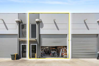 4/82 Wirraway Drive Port Melbourne VIC 3207 - Image 1