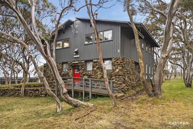 7 Gallows Court Mount Hotham VIC 3741 - Image 2