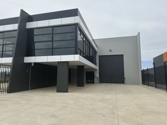 2/11 Zal Street Melton VIC 3337 - Image 3