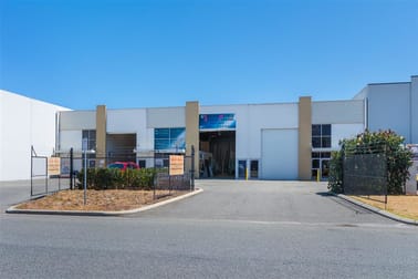 2/35 Mordaunt Circuit Canning Vale WA 6155 - Image 1