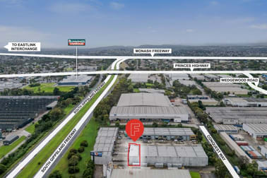 8/25 Conquest Way Hallam VIC 3803 - Image 2