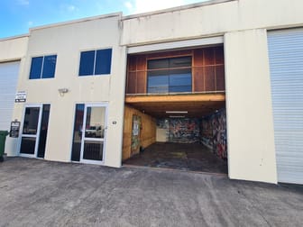 18/22 - 26 Cessna Drive Caboolture QLD 4510 - Image 3
