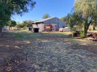 Click to view all images 8 Orion Place Parkes NSW 2870 - Image 2