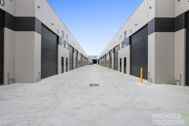 1 Treasure Court Cranbourne West VIC 3977 - Image 3