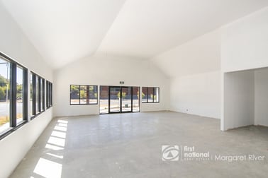 1 & 4/90 Bussell Highway Cowaramup WA 6284 - Image 3
