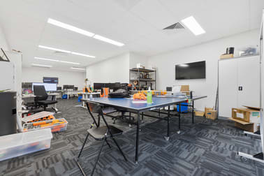 2/252 Earnshaw Road Northgate QLD 4013 - Image 2