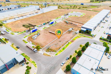 Click to view all images 2 Katherine Drive Ravenhall VIC 3023 - Image 3