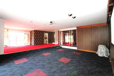 8B Herries Street East Toowoomba QLD 4350 - Image 2