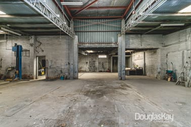 15 Henderson Street Sunshine North VIC 3020 - Image 2