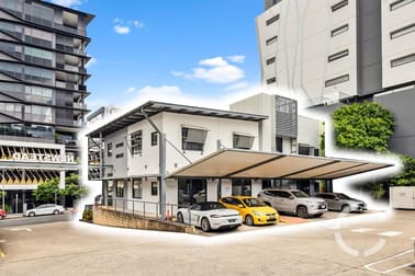 1 & 2 / 76 Doggett Street Newstead QLD 4006 - Image 2