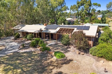4 Golf Course Road Epsom VIC 3551 - Image 3