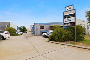 Unit 5 and 8/235 Camboon Road Malaga WA 6090 - Image 3