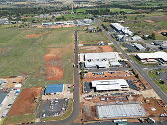 15 McGuinn Crescent Dubbo NSW 2830 - Image 2