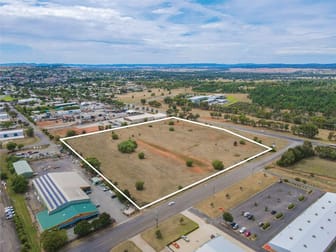 116 Newell Highway Parkes NSW 2870 - Image 1