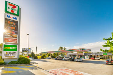 7-Eleven & Subway, 2 Logan Road Eight Mile Plains QLD 4113 - Image 3