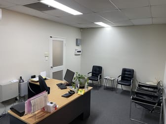 15/18 Brookfield Road Kenmore QLD 4069 - Image 3