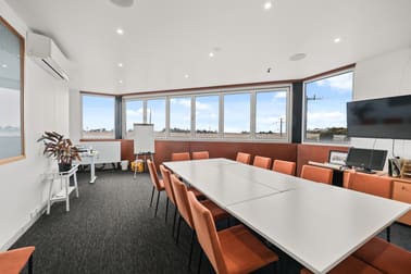 Shop 4/2A Carbine Way Mornington VIC 3931 - Image 3