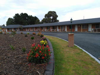 115 New England Hwy Uralla NSW 2358 - Image 3