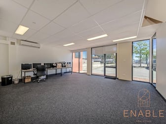 15/16 Yampi Way Willetton WA 6155 - Image 2