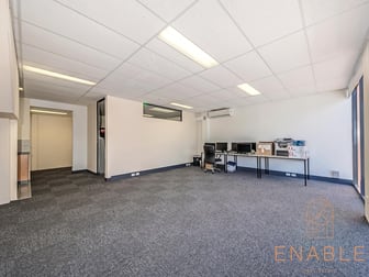 15/16 Yampi Way Willetton WA 6155 - Image 3