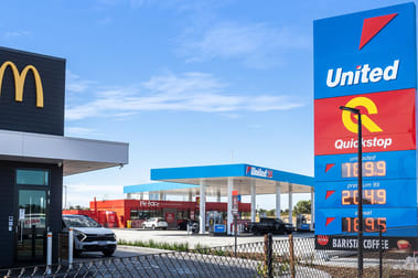 United Petroleum 793 Thomas Road Anketell WA 6167 - Image 1