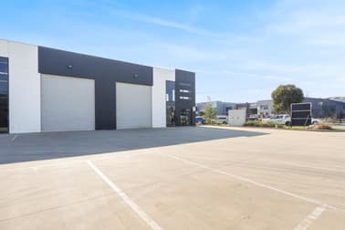 Unit 2/7 Sharnet Circuit Pakenham VIC 3810 - Image 2