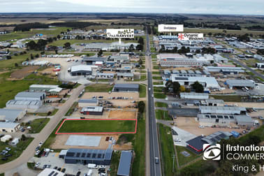 17 Campbells Drive Bairnsdale VIC 3875 - Image 2