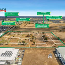 2/716 Dohertys Road Truganina VIC 3029 - Image 2