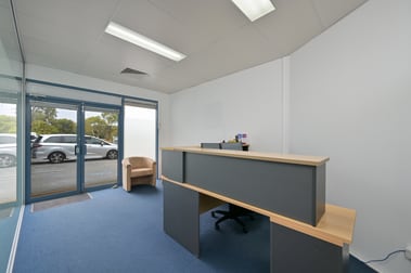 4/7 Cessnock Way Rockingham WA 6168 - Image 2