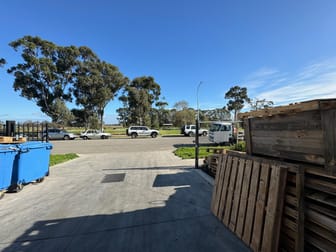 26 Lonhro Boulevard Cranbourne West VIC 3977 - Image 3