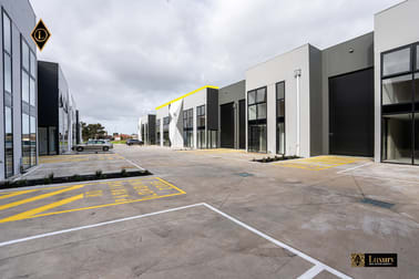 235 ROBINSONS ROAD Ravenhall VIC 3023 - Image 2