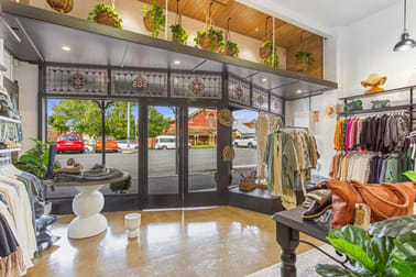 Freehold on William Street/86 William Street Rockhampton City QLD 4700 - Image 3