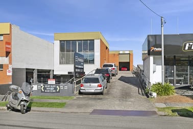 Click to view all images 33 Winbourne Road Brookvale NSW 2100 - Image 1