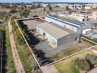 20 Massey Avenue Leeton NSW 2705 - Image 1