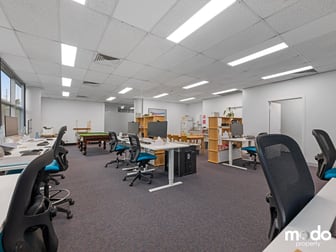 4/96 Manchester Road Mooroolbark VIC 3138 - Image 2