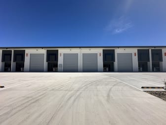 Click to view all images 115-119 Quanda Road Coolum Beach QLD 4573 - Image 2