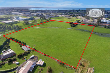 Click to view all images 401 Henty Highway Portland VIC 3305 - Image 1