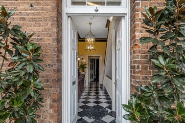 Click to view all images 3 Thompson Square Windsor NSW 2756 - Image 3