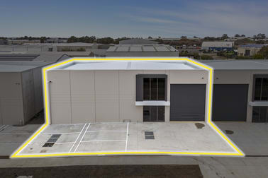 4/1-5 Villiers Drive Wendouree VIC 3355 - Image 2