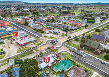 Click to view all images KFC, 151 Meade Street Glen Innes NSW 2370 - Image 3