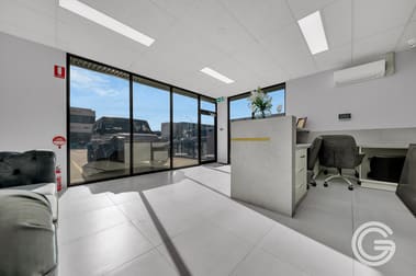 53 Futures Road Cranbourne West VIC 3977 - Image 2