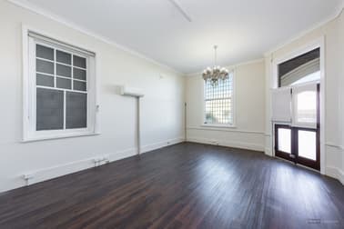 61 McDowall Street Roma QLD 4455 - Image 2