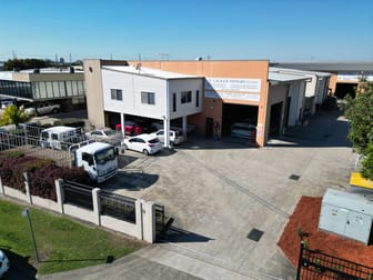 2/9 Duntroon Street Brendale QLD 4500 - Image 2